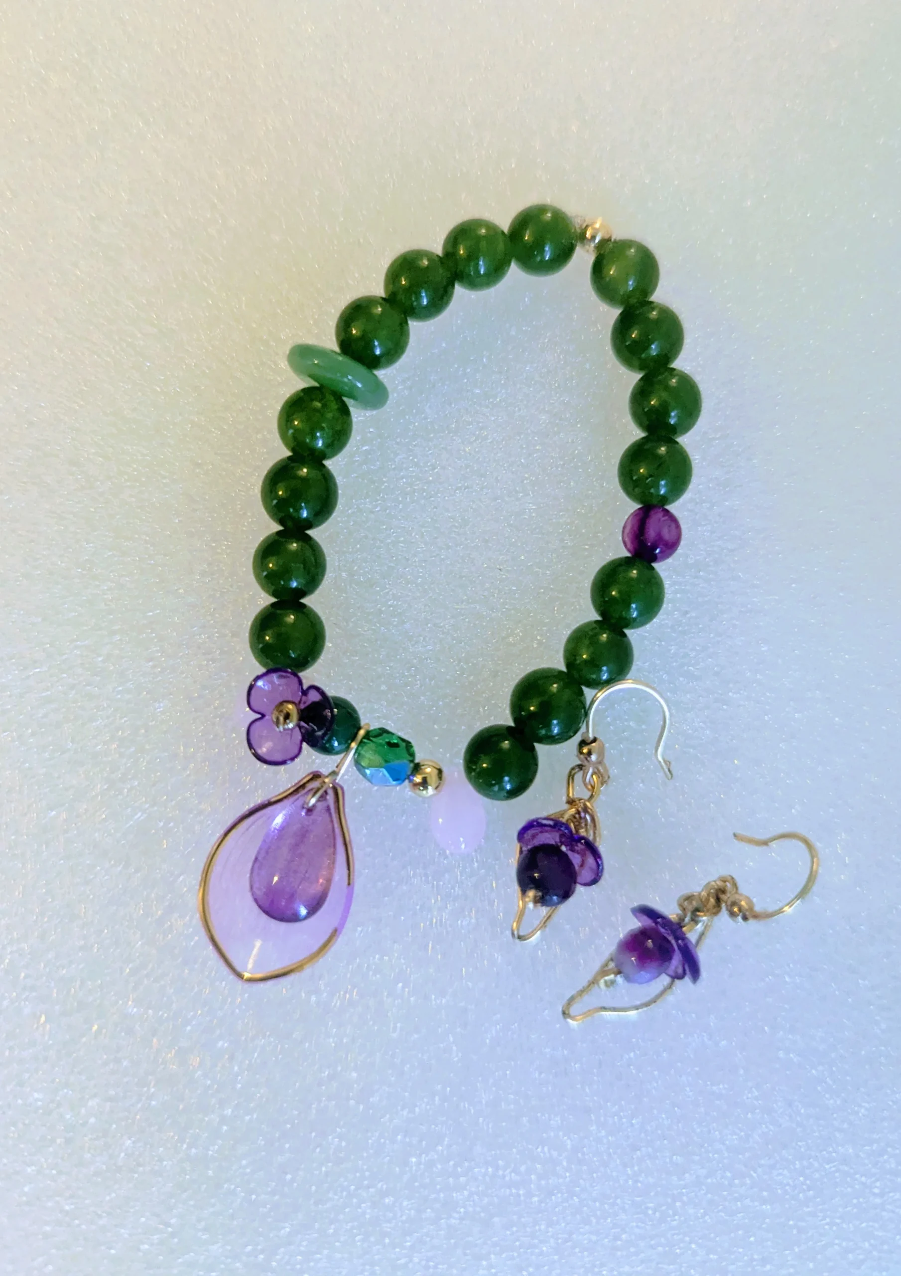 Bracelet and earrings